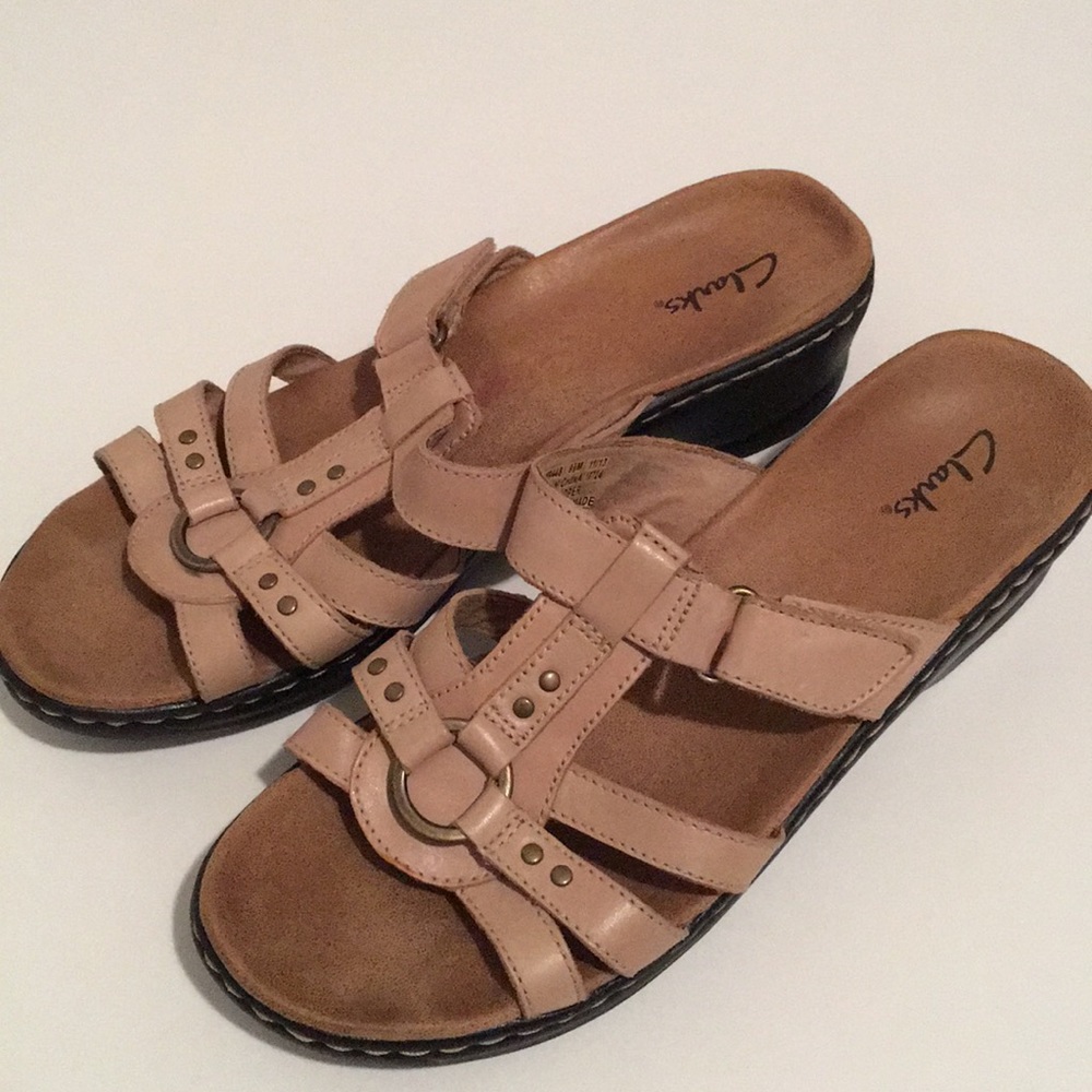 Clarks Women's Lexi adjustable slide sandals